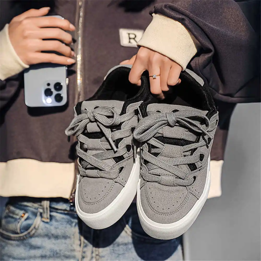 Sepatu bot krem wanita, dengan - Streetwear Brand From China ulasan dan harga