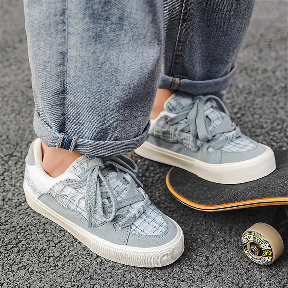 Sepatu bot krem wanita, dengan - Streetwear Brand From China ulasan dan harga